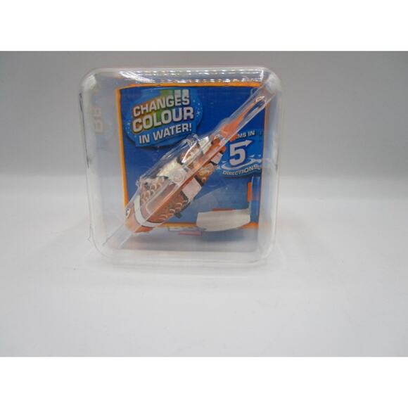 Zuru Robo Alive Robo Fish Orange Water Activated Swims Color Changing - Picture 3 of 4